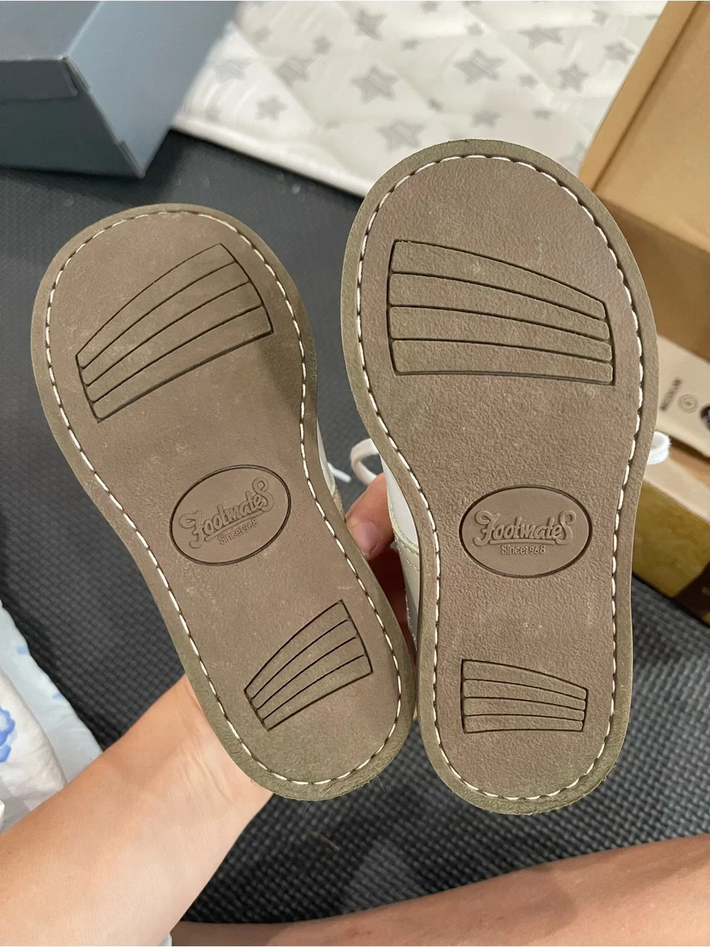 FootMates classic dress